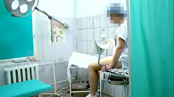 Скрытая камера у гинеколога - новое порно видео